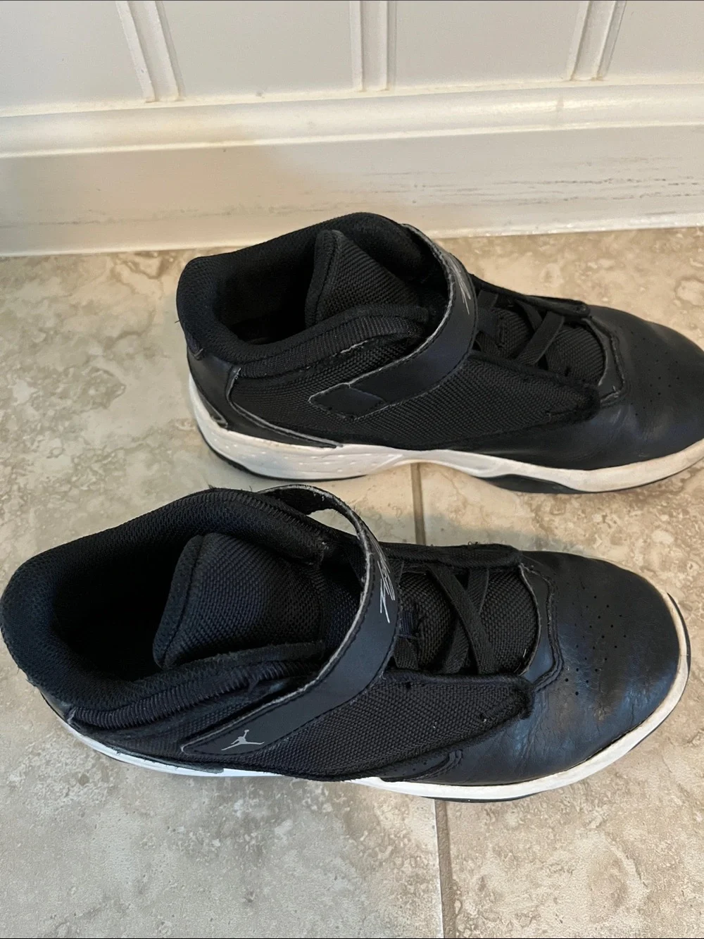 Jordan Kids Black Flight Air Jordans Strap Sneakers 3Y